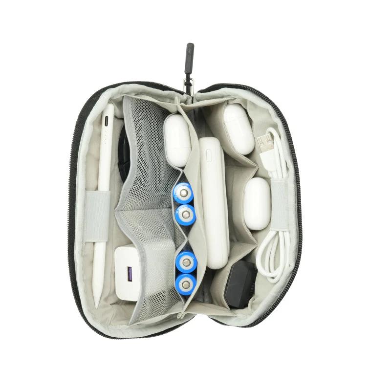 Budi BG1005B Nylon Accessory Organizer - Image 3