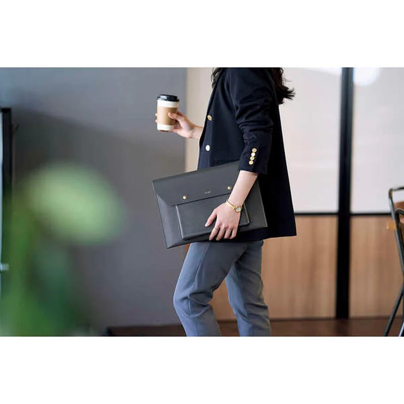 Elecom BM-IBEM01BK-IL 14'' Laptop Sleeve Leather Blk Gold - Image 3