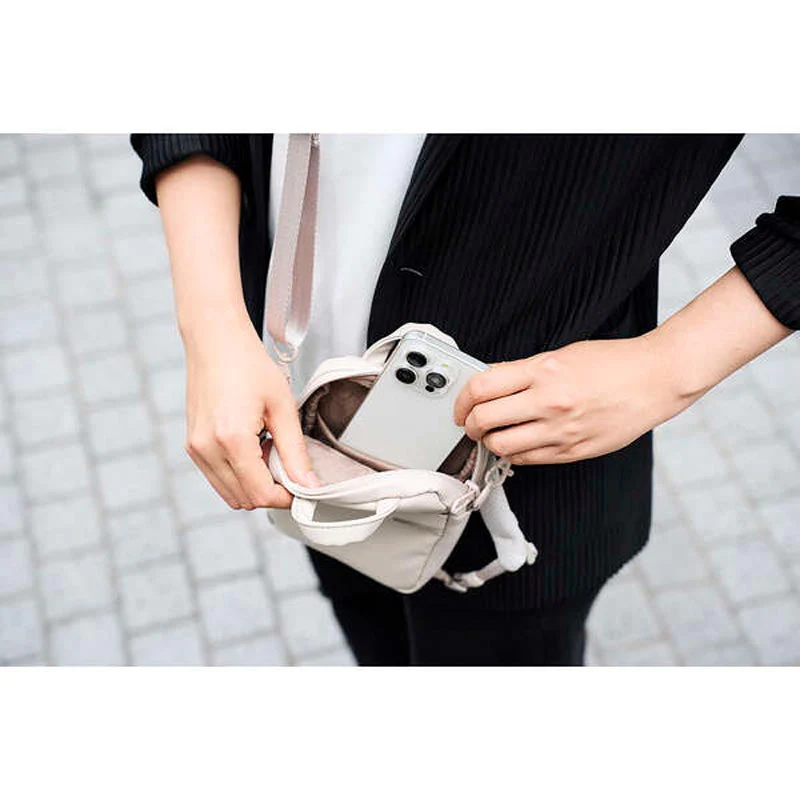 Elecom BMA-OFSC01BE Offtoco Small Sling Bag (Cream Beige) - Image 6