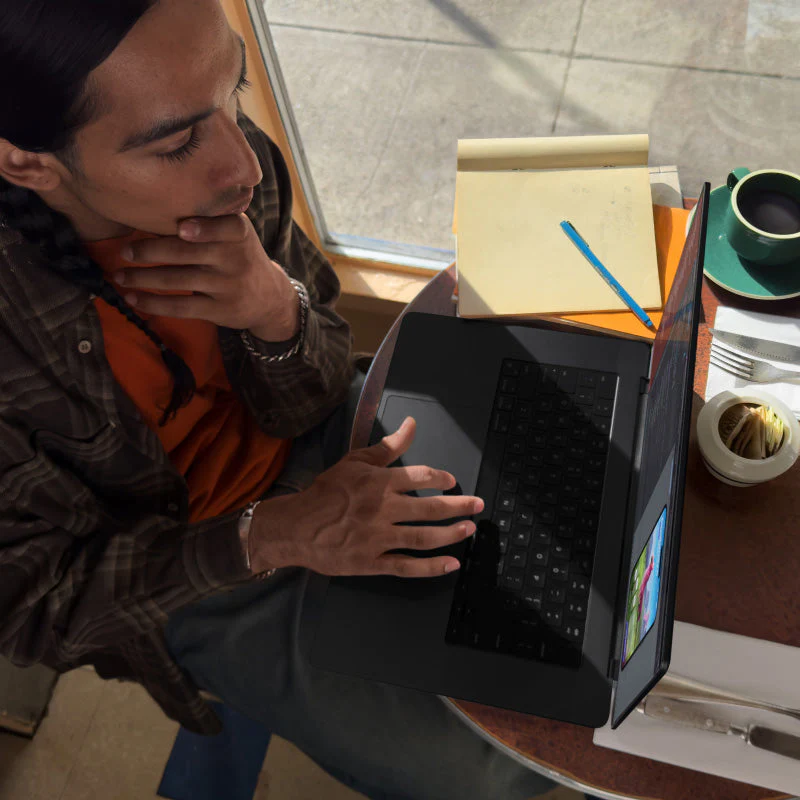 MacBook Pro 16-inch Apple M3 Max chip with 16‑core CPU and 40‑core GPU, 48GB RAM, 1TB SSD - Silver [MUW73ZP/A] - Image 9