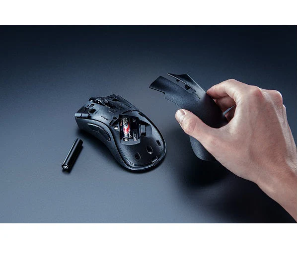 Razer DeathAdder V2 X HyperSpeed - Wireless Ergonomic Gaming Mouse - Image 4