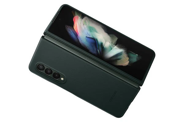 Samsung EF-VF926LGEGWW Galaxy Z Fold3 5G Leather Cover (Green) - Image 2