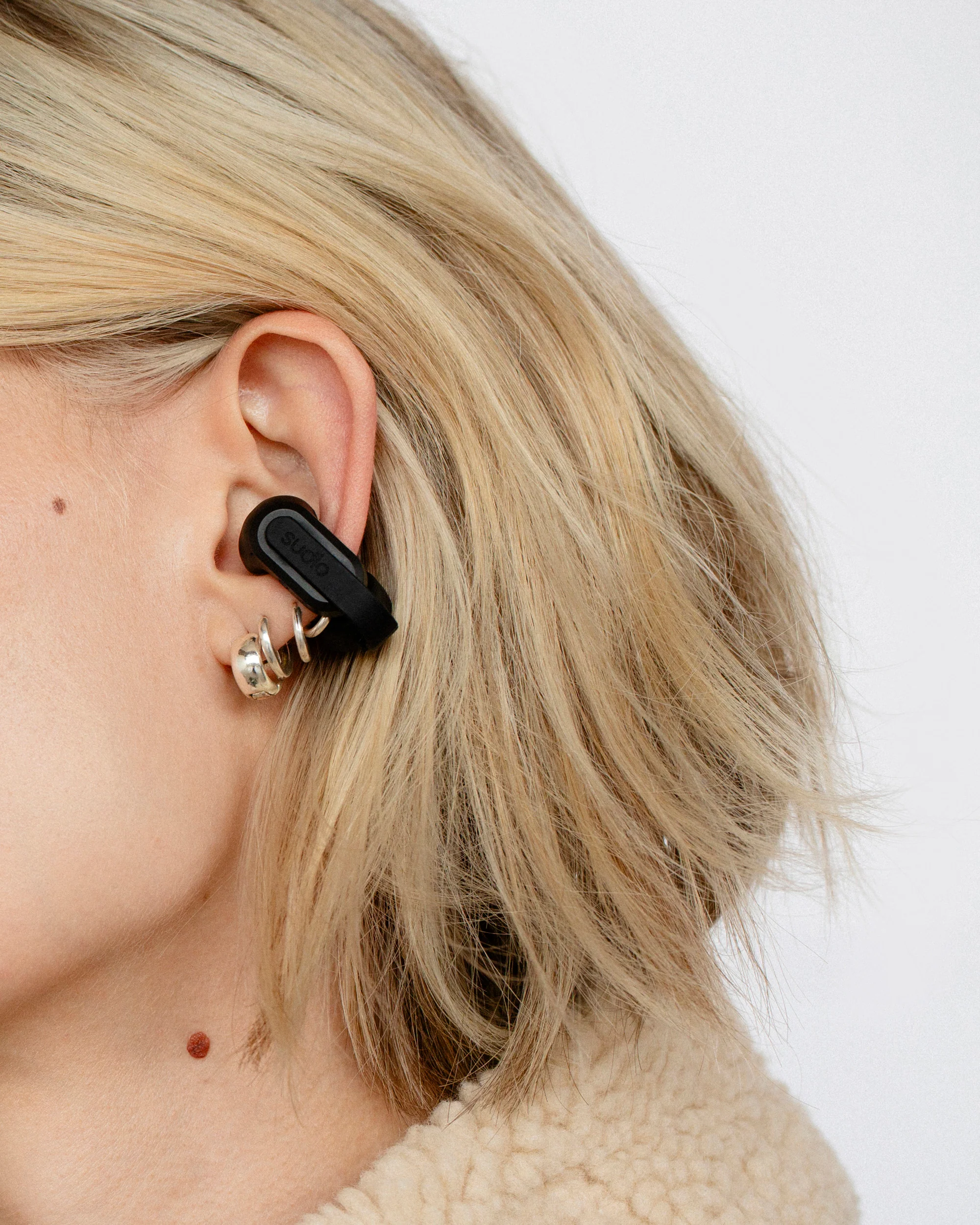 Sudio B3 Wireless Earbuds - Black - Image 9