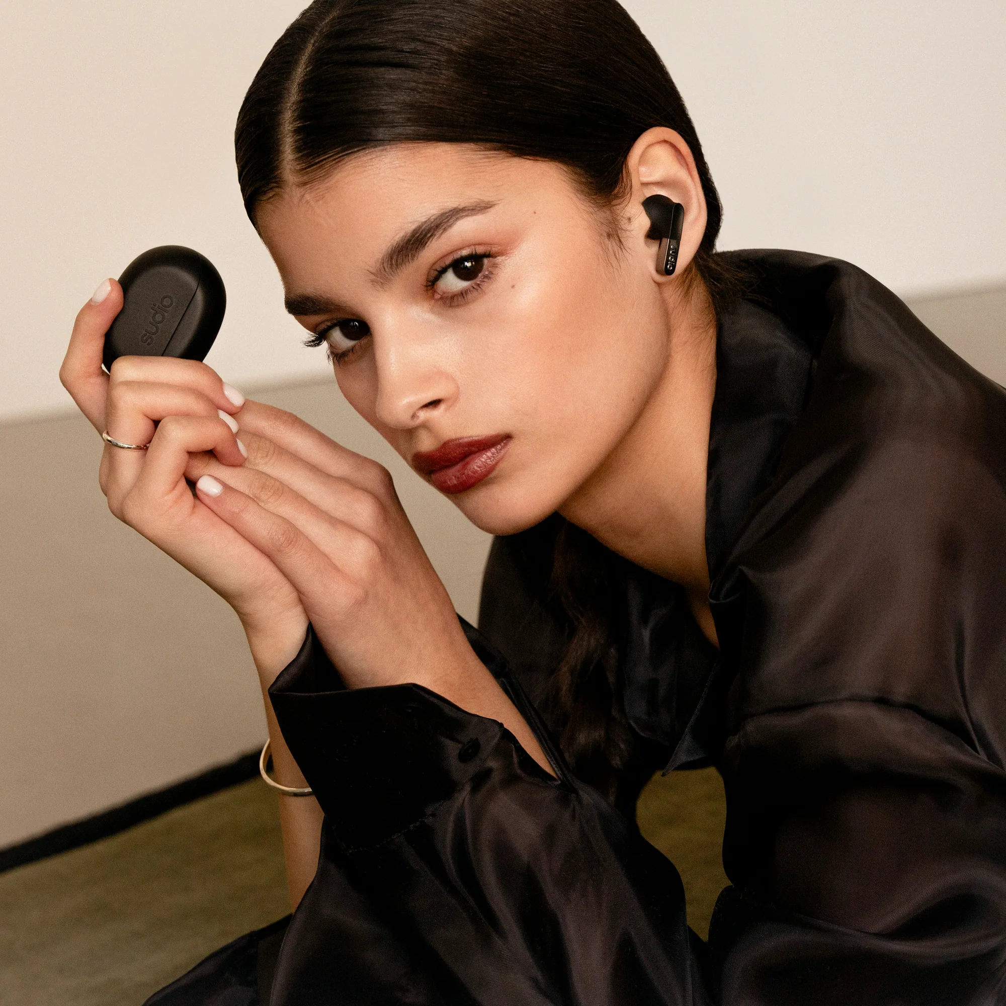 Sudio N3 Pro Wireless Earbuds - Black - Image 6
