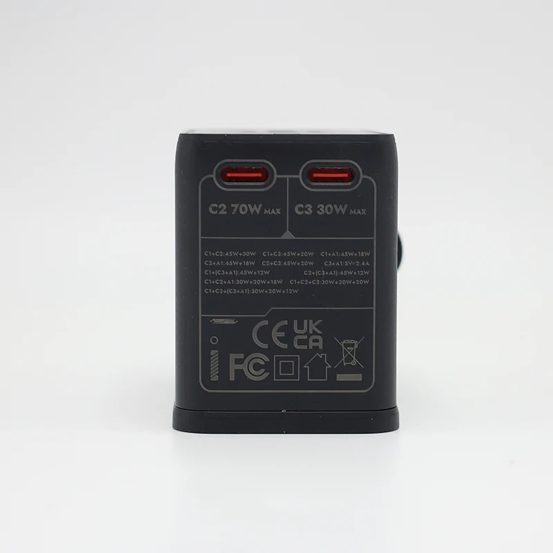 Valore PD75W Universal Travel Adaptor (UTA-016) - Image 3