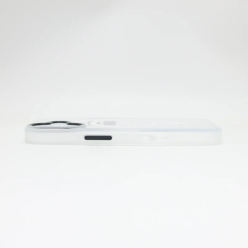 VCE VE-ACC155-WH/CL iPhone 17 Magnetic Case - Image 5