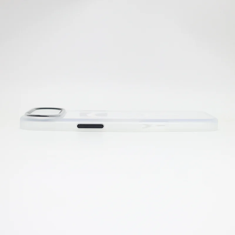 VCE VE-ACC156-WH/CL iPhone 17 Air Magnetic Case - Image 3