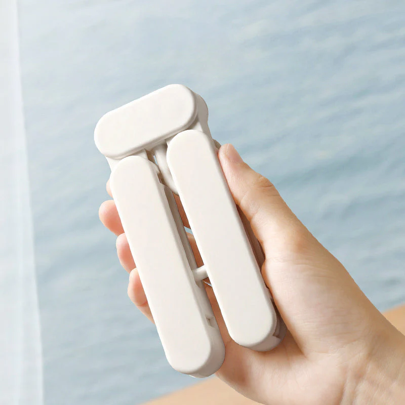 VCE VE-LAC89 3-In-1 Travel Folding Hanger (White) - Image 5